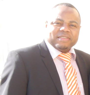 Guy Ebang Nzue, Geschäftsführer und Spezialist für Einwanderungsrecht
